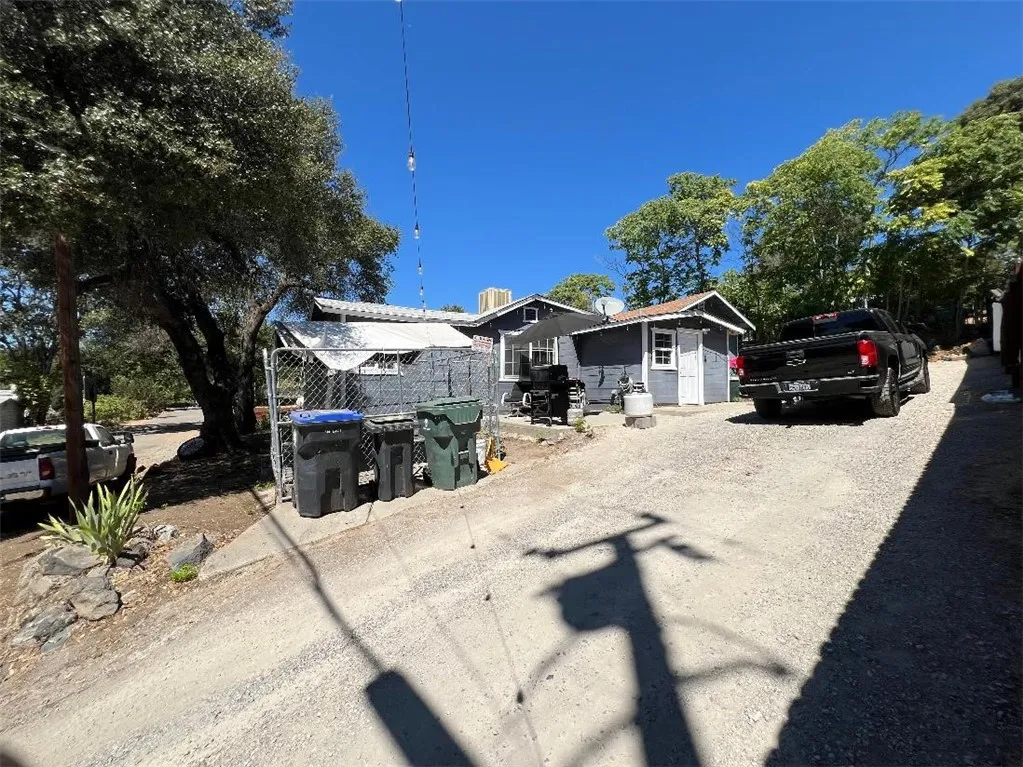 main property photo 48