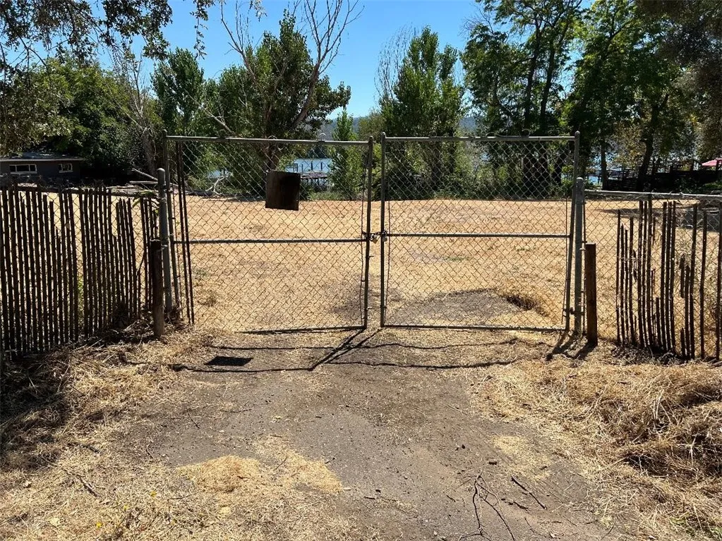 main property photo 62