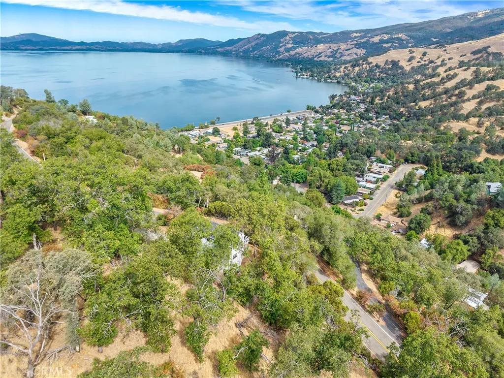 main property photo 41