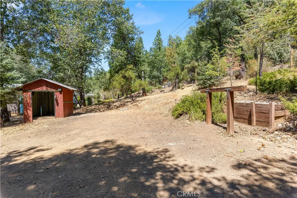 main property photo 41