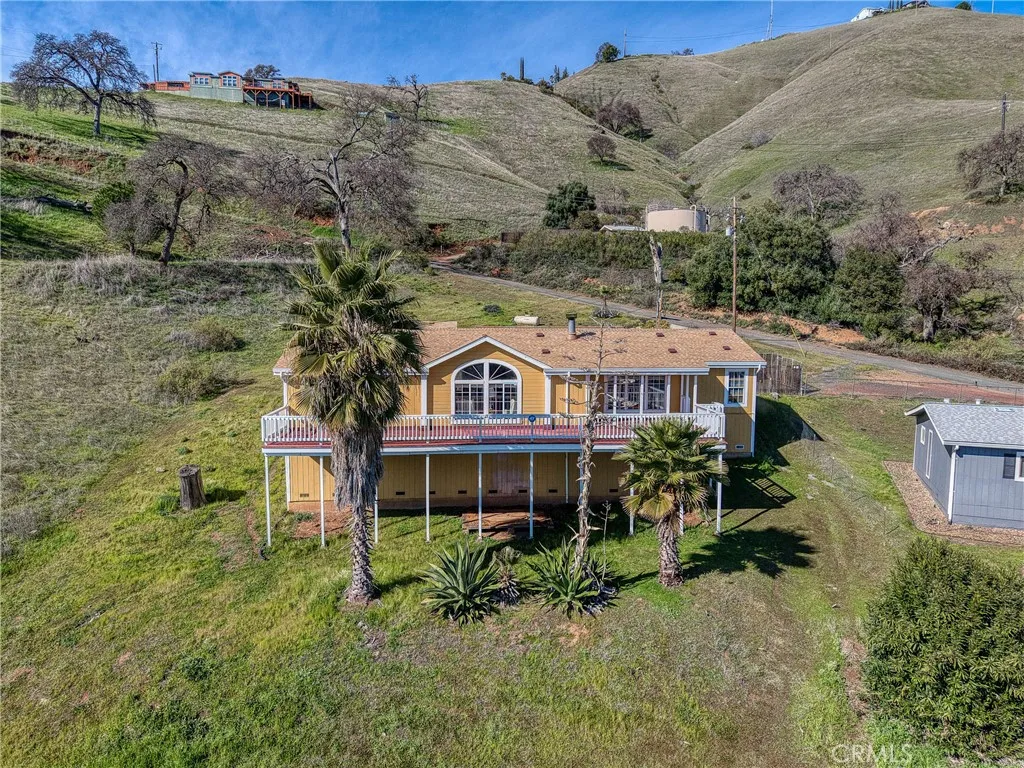 main property photo 32