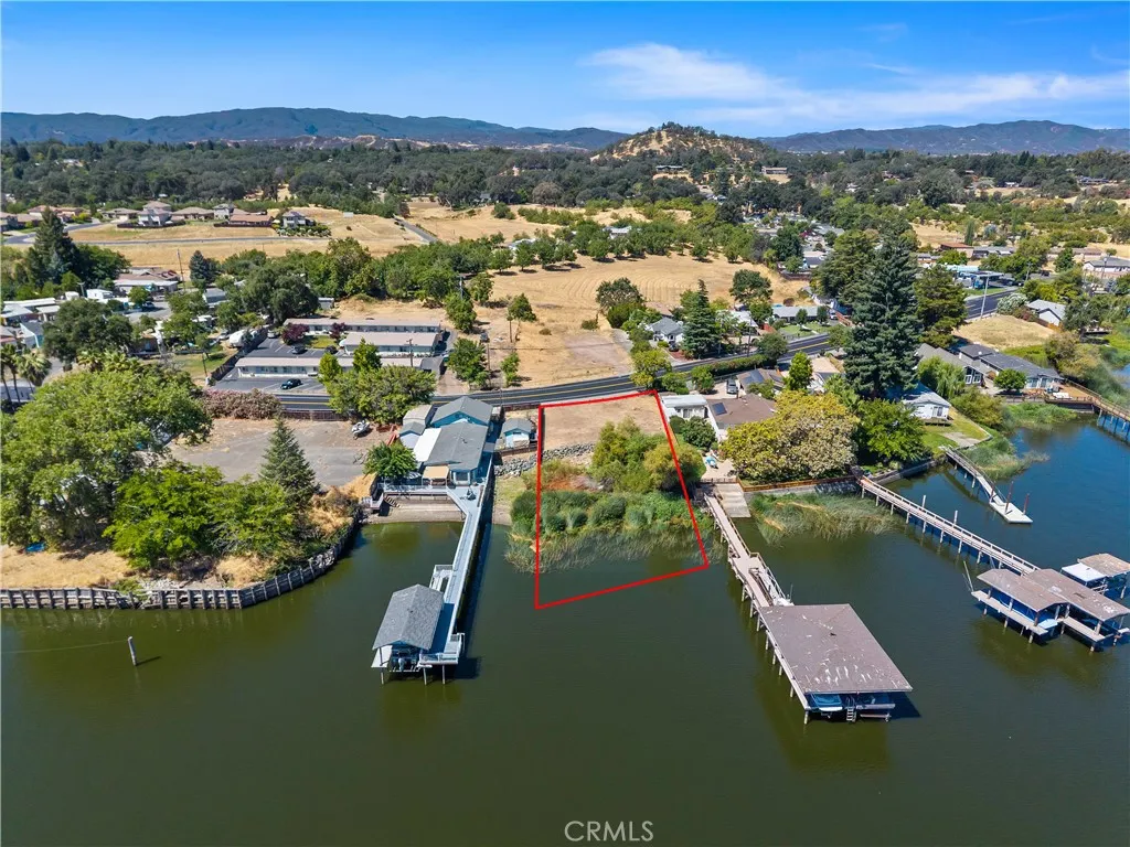 main property photo 14