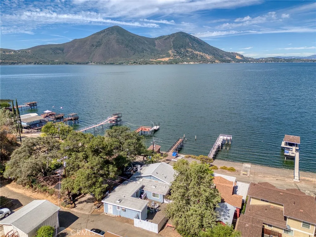 main property photo 50