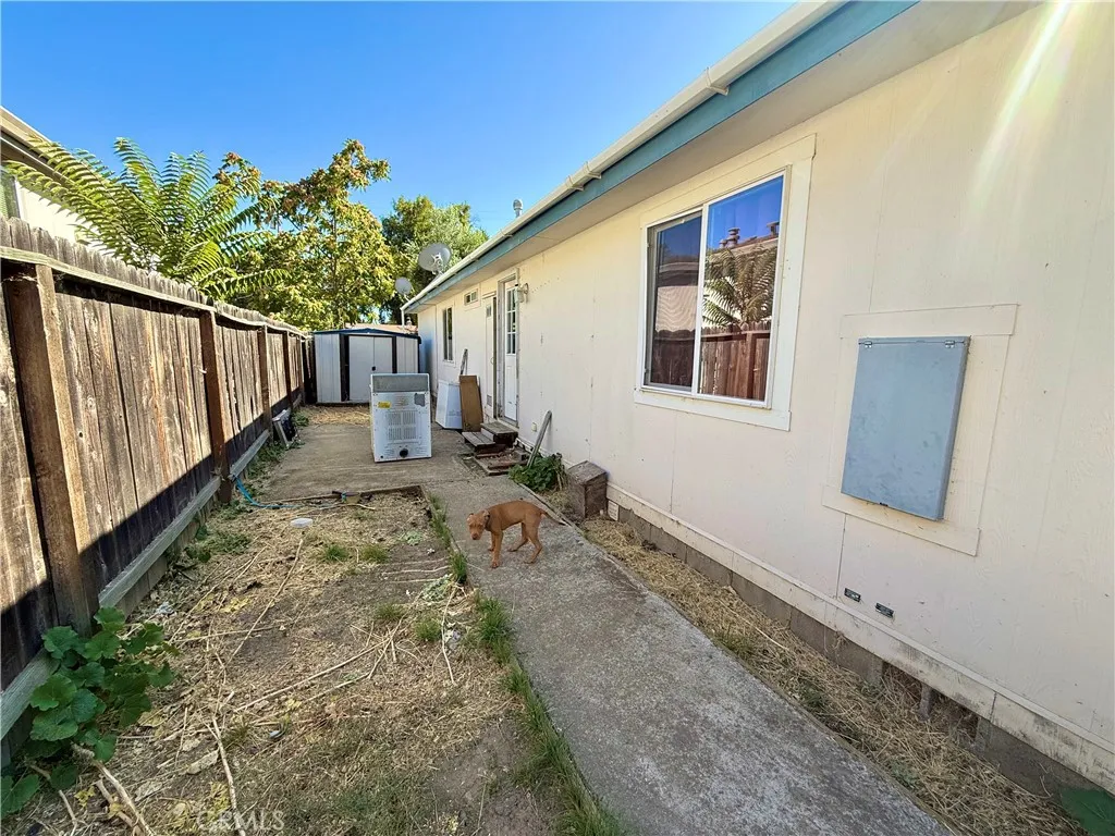 main property photo 30