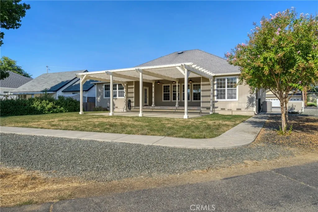 main property photo 51