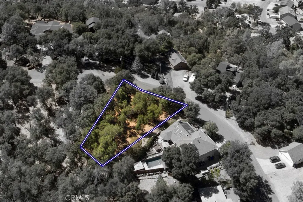 main property photo 9