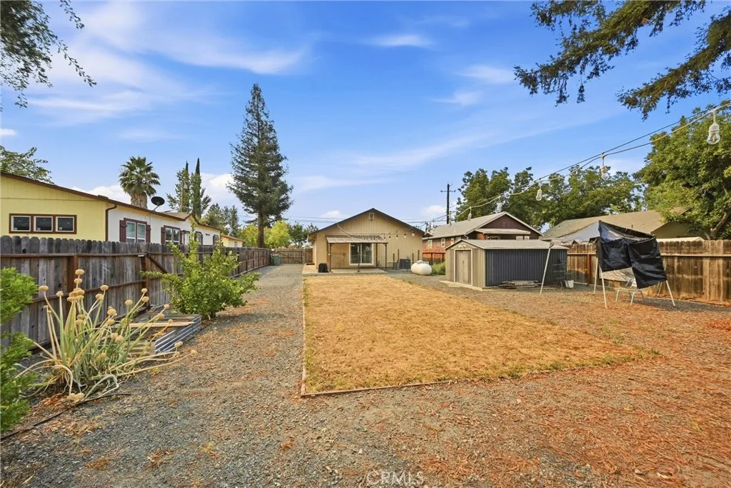 main property photo 23