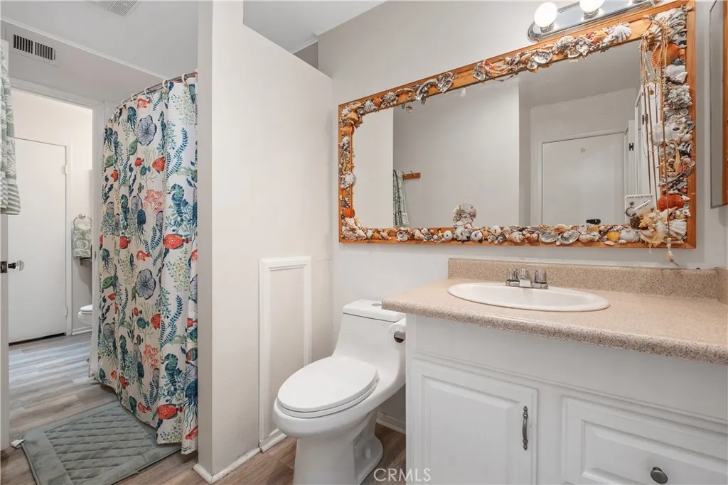 property viewer photo 13
