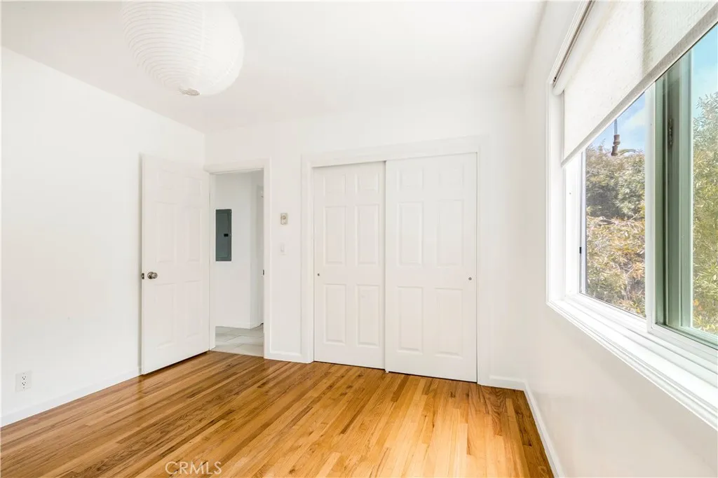 property viewer photo 13