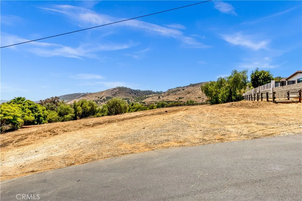 main property photo 15