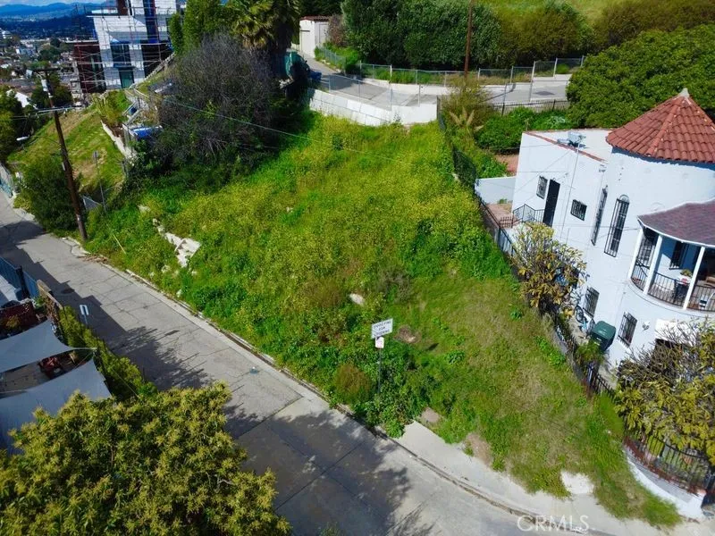 main property photo 3