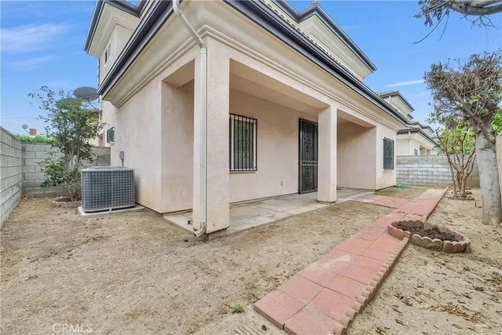 main property photo 25