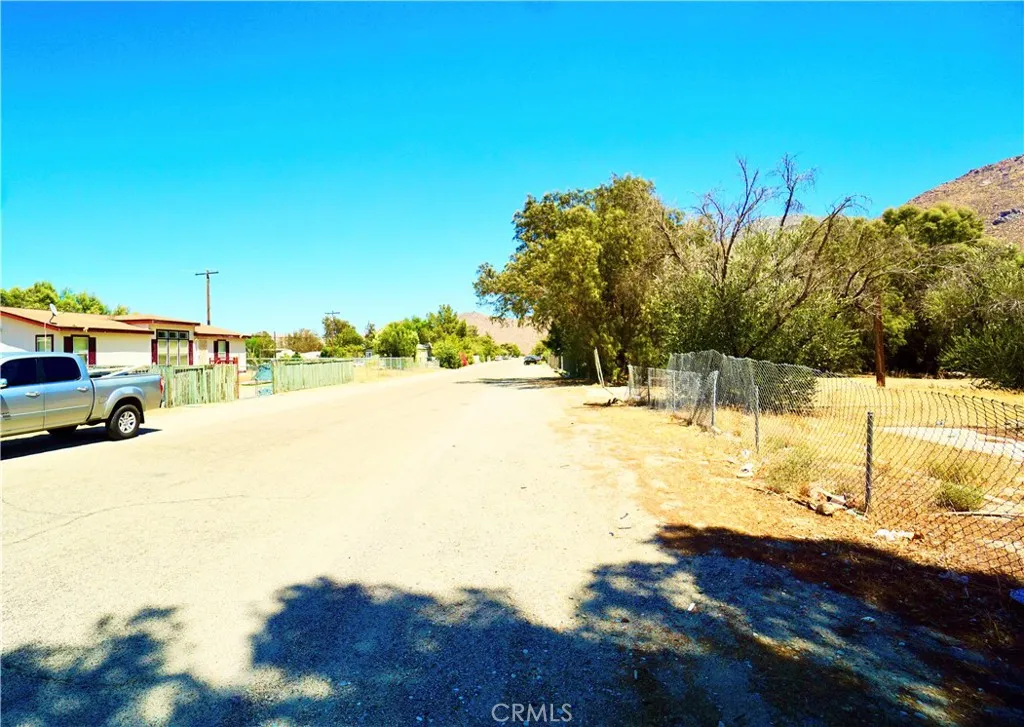 main property photo 5