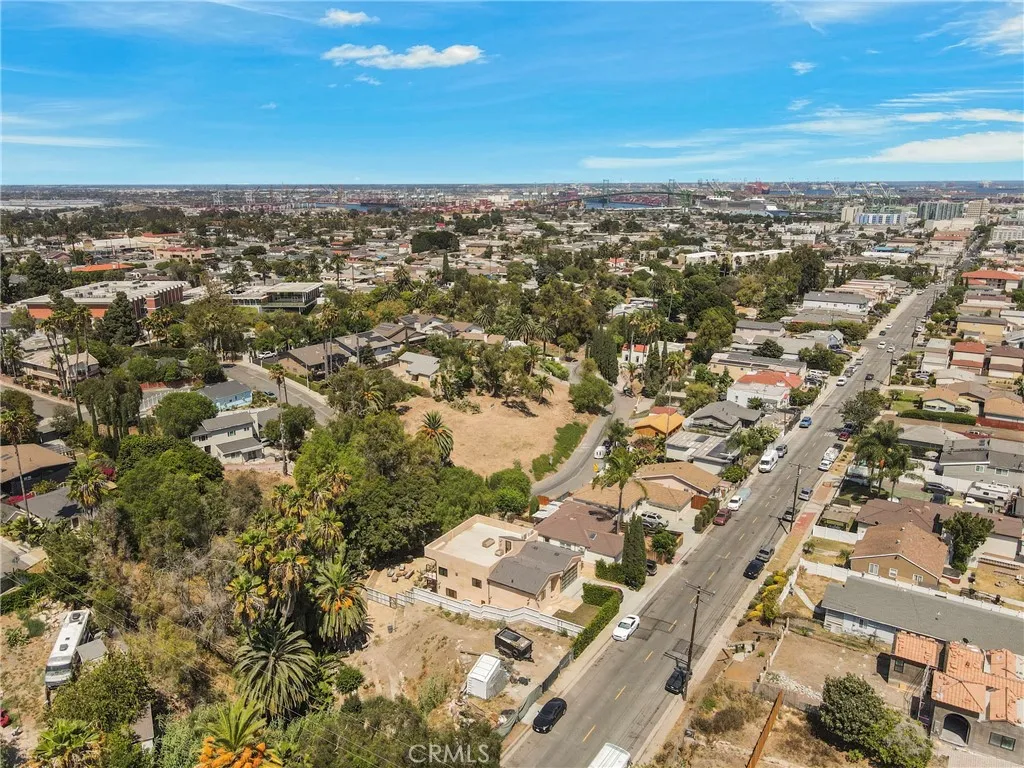 main property photo 47