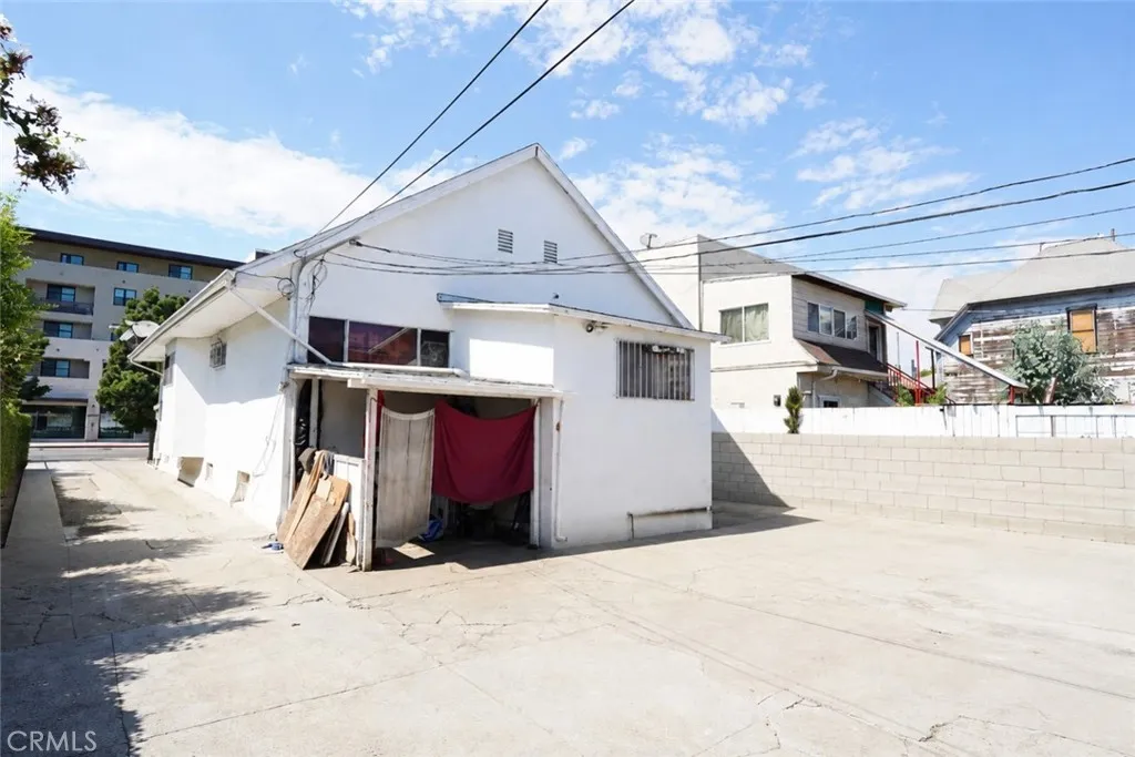 main property photo 5