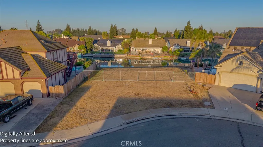 main property photo 10