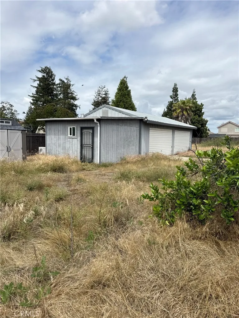 main property photo 58