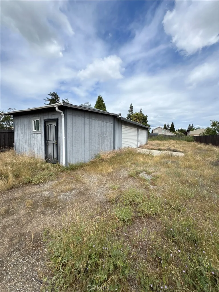 main property photo 59