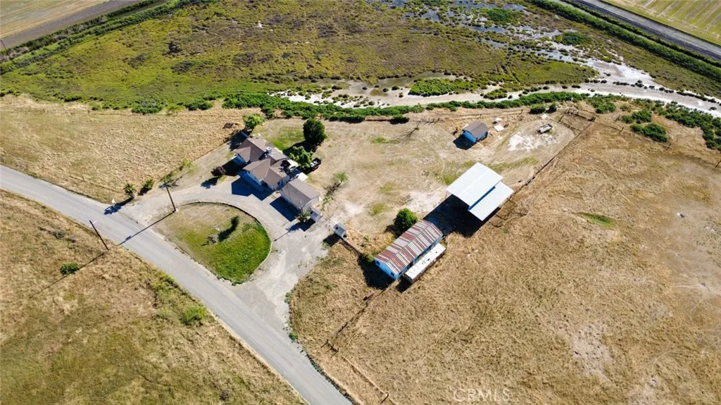 main property photo 46
