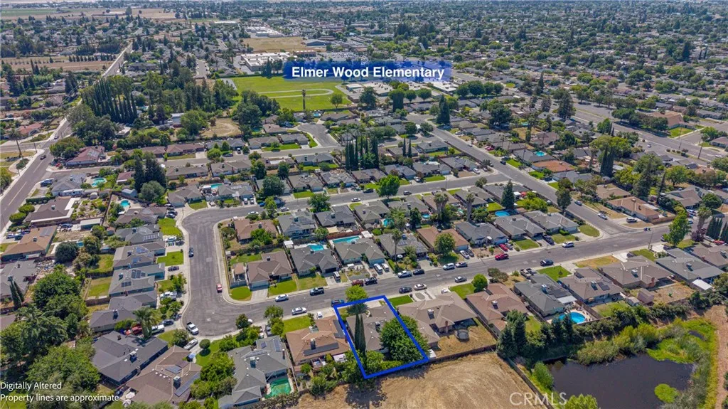 main property photo 8