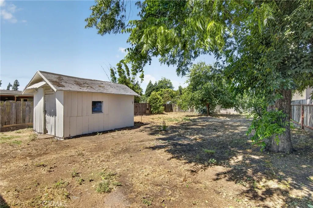 main property photo 20