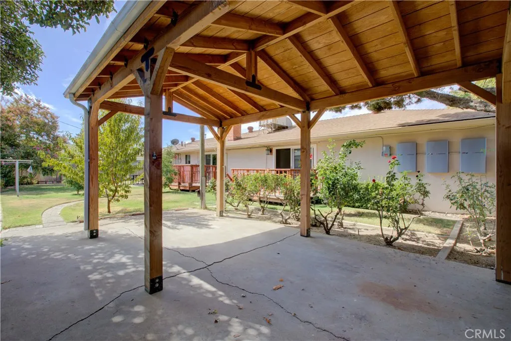 main property photo 26