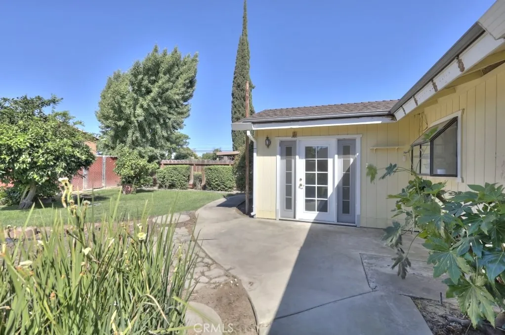 main property photo 50