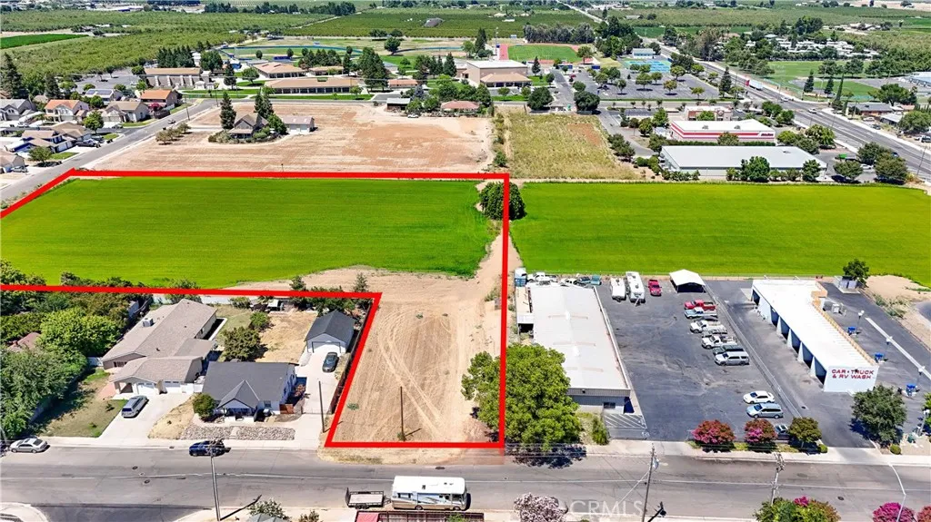 main property photo 16