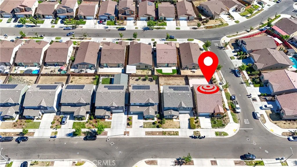 main property photo 45