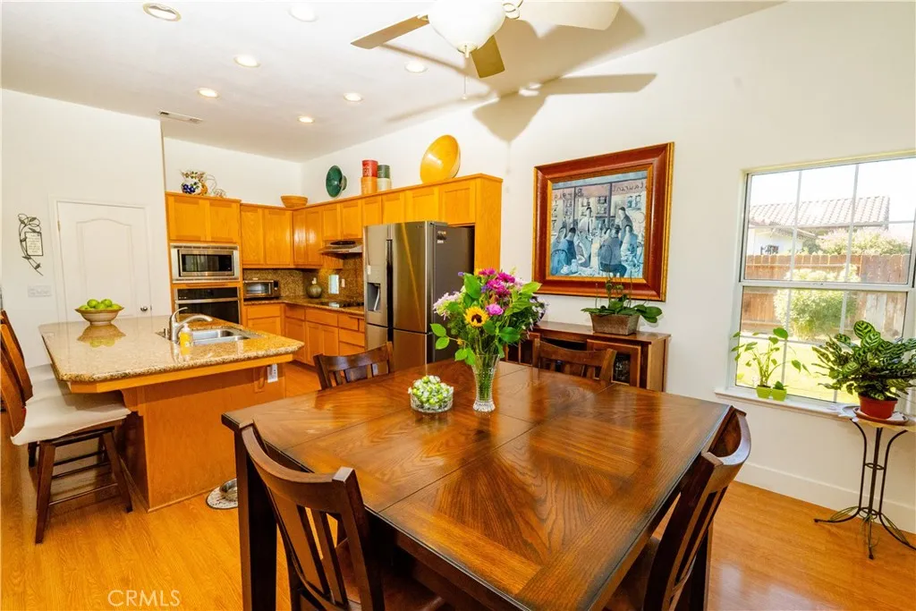main property photo 15