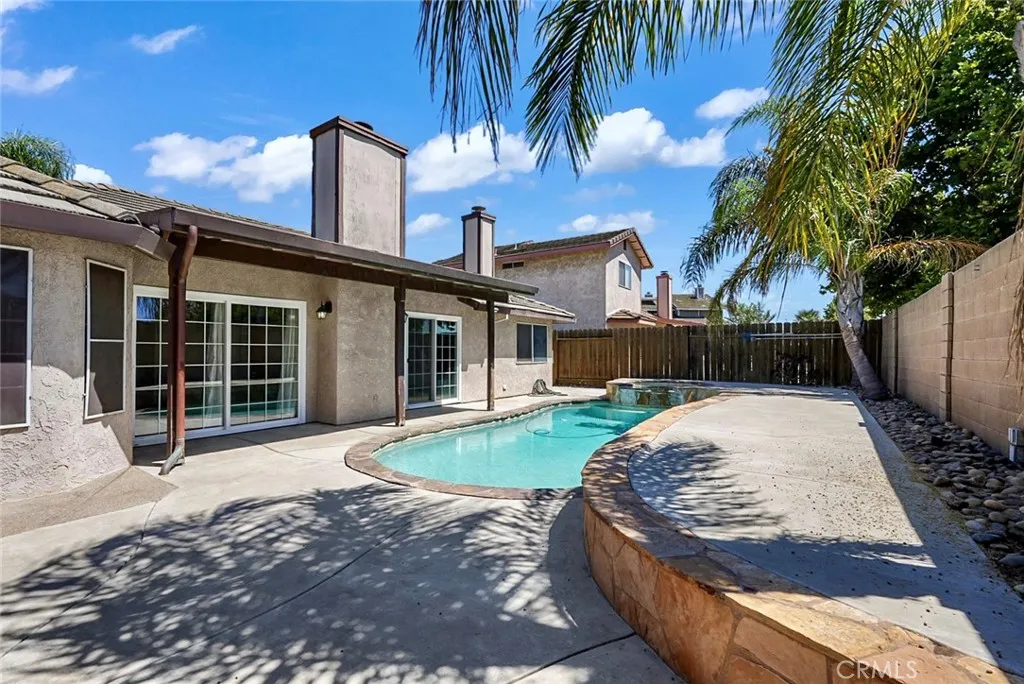 main property photo 26