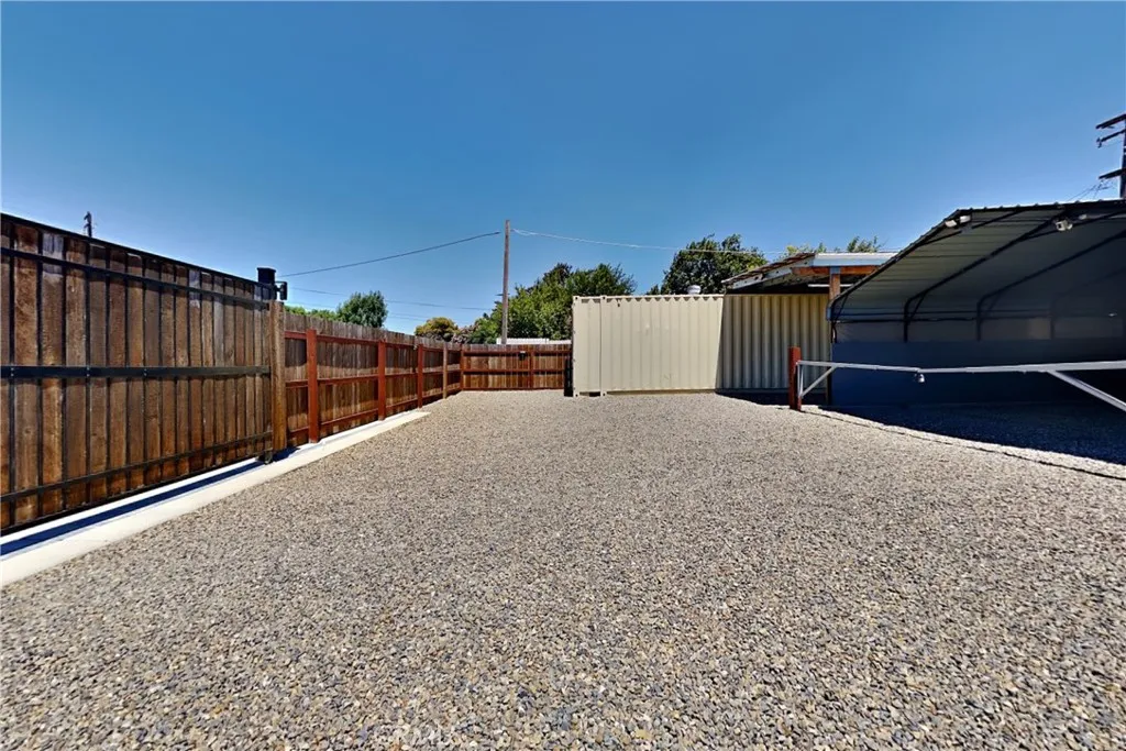 main property photo 65