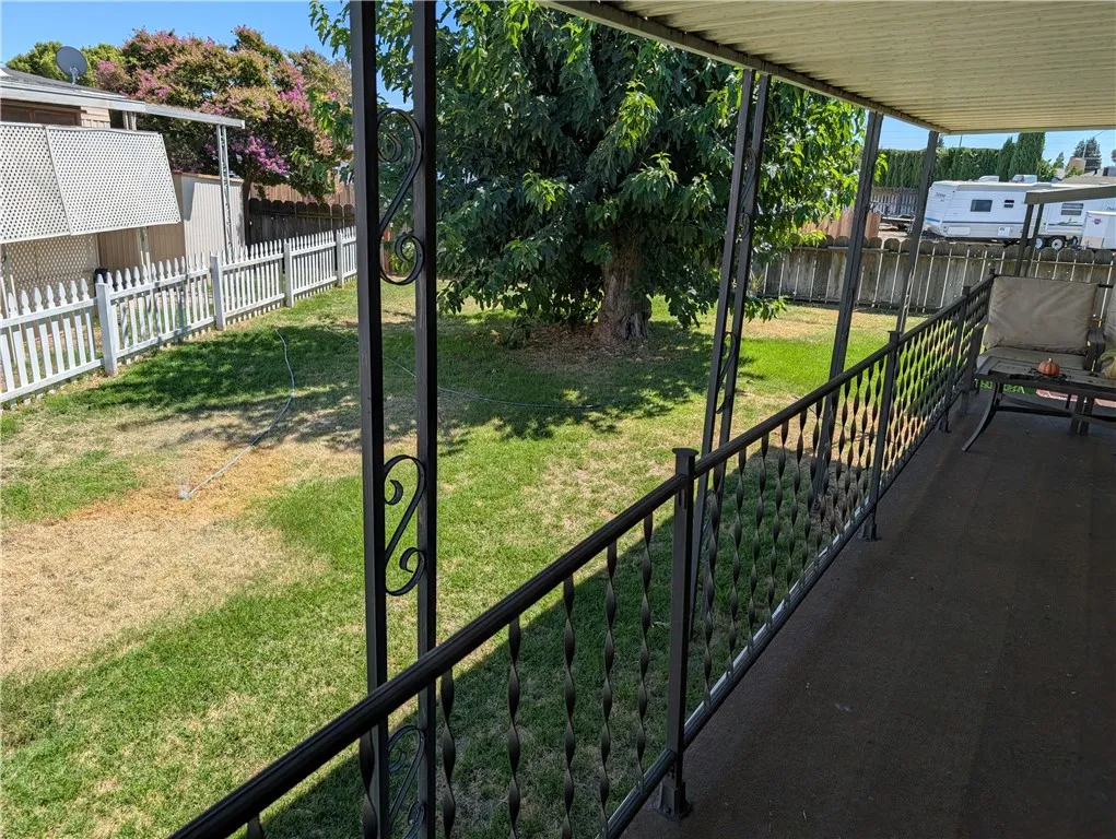 main property photo 13