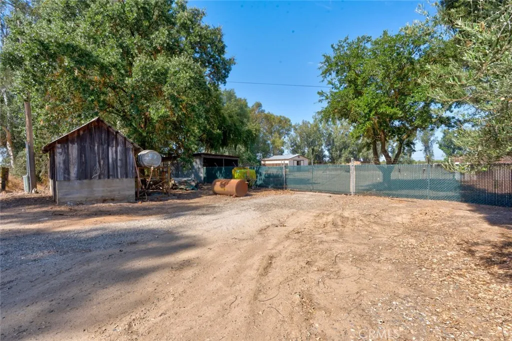 main property photo 44
