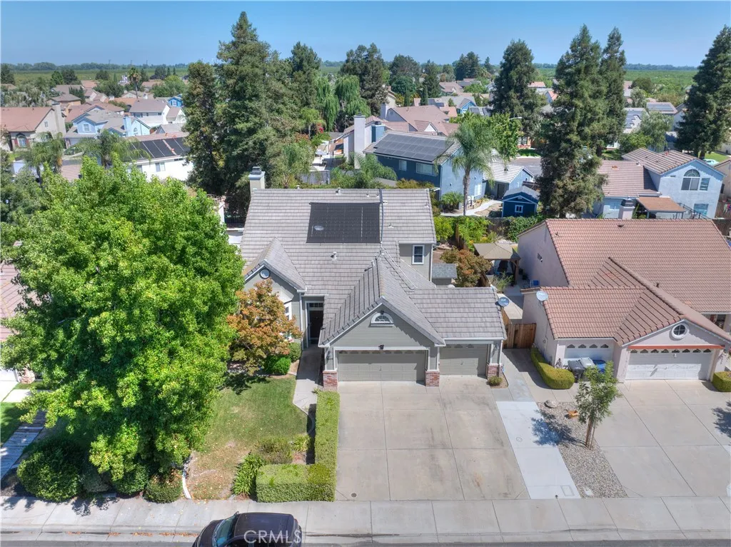 main property photo 68