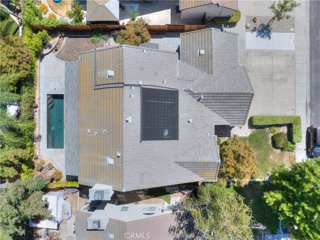 main property photo 70