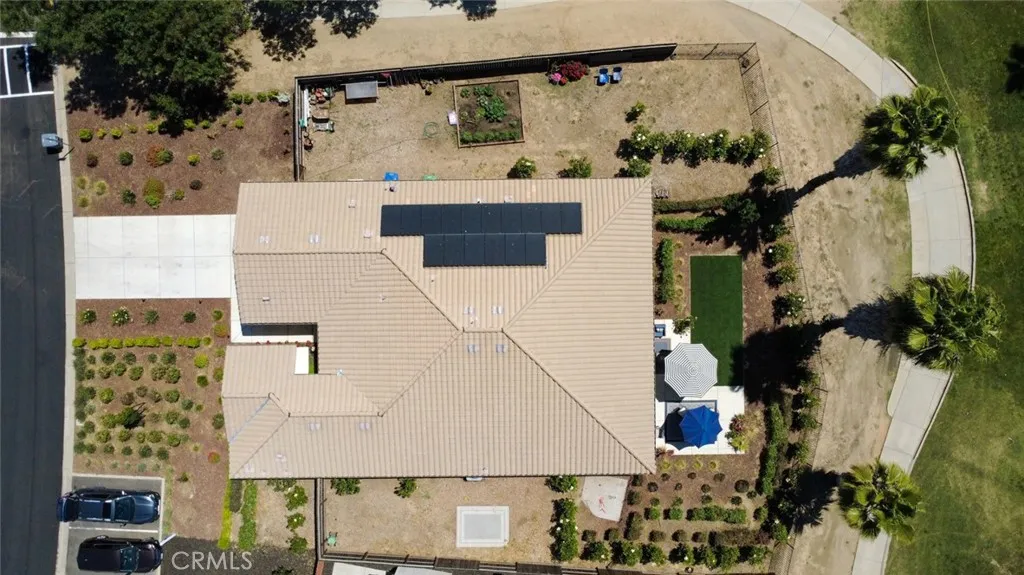 main property photo 44