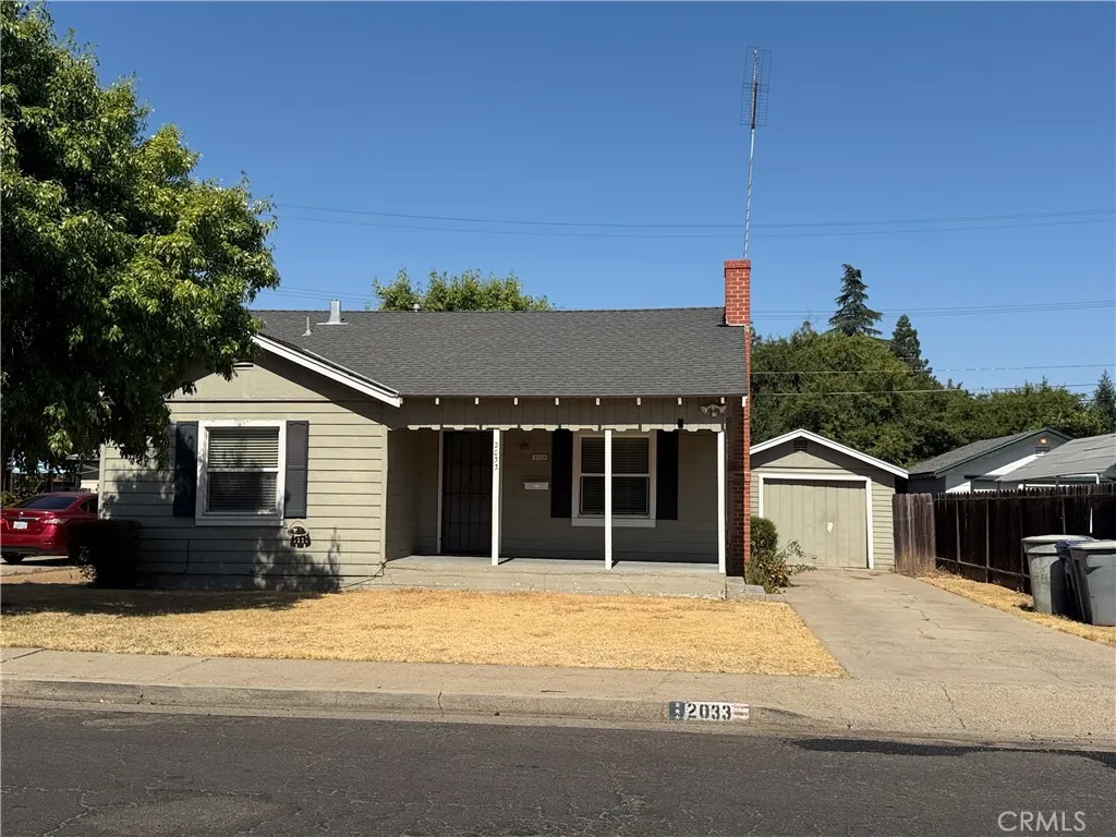 main property photo 33