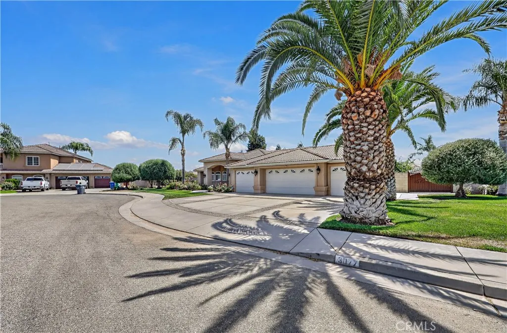 main property photo 48