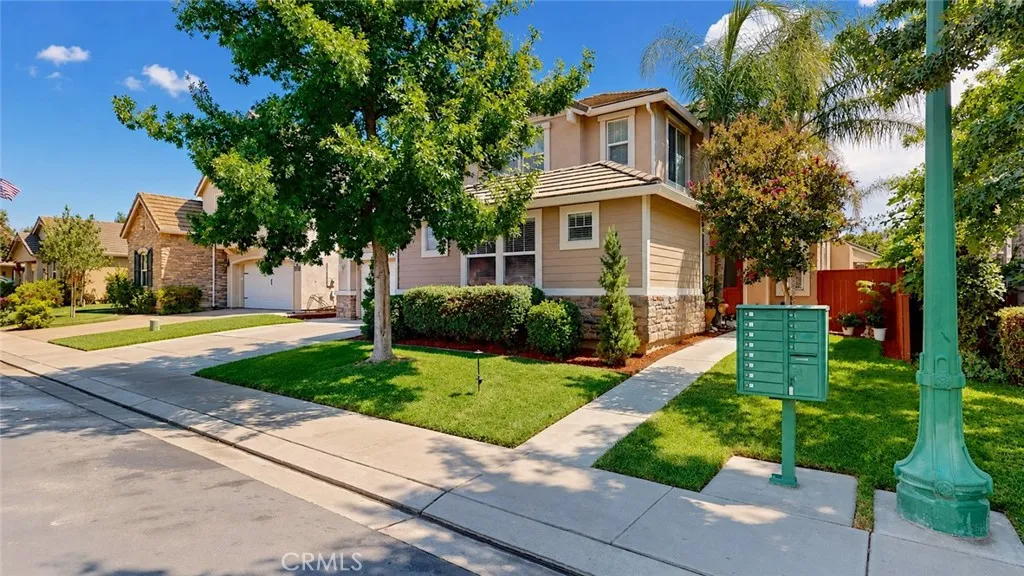 main property photo 32