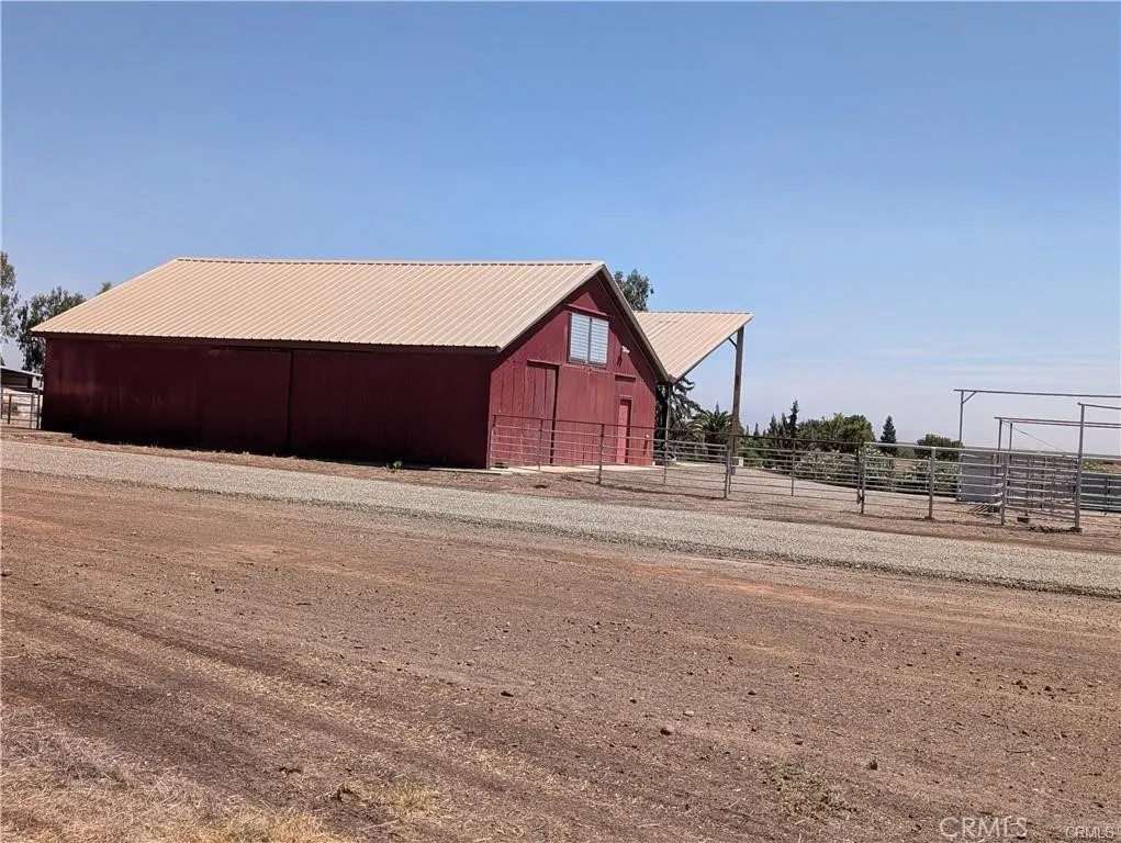 main property photo 21