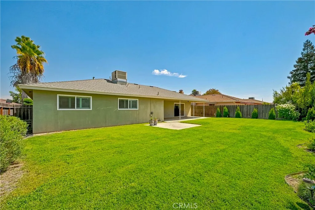 main property photo 41