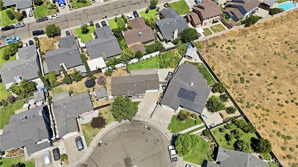 main property photo 24