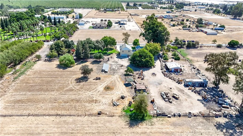 main property photo 66