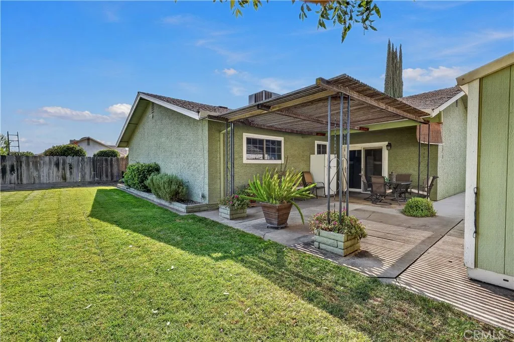 main property photo 31