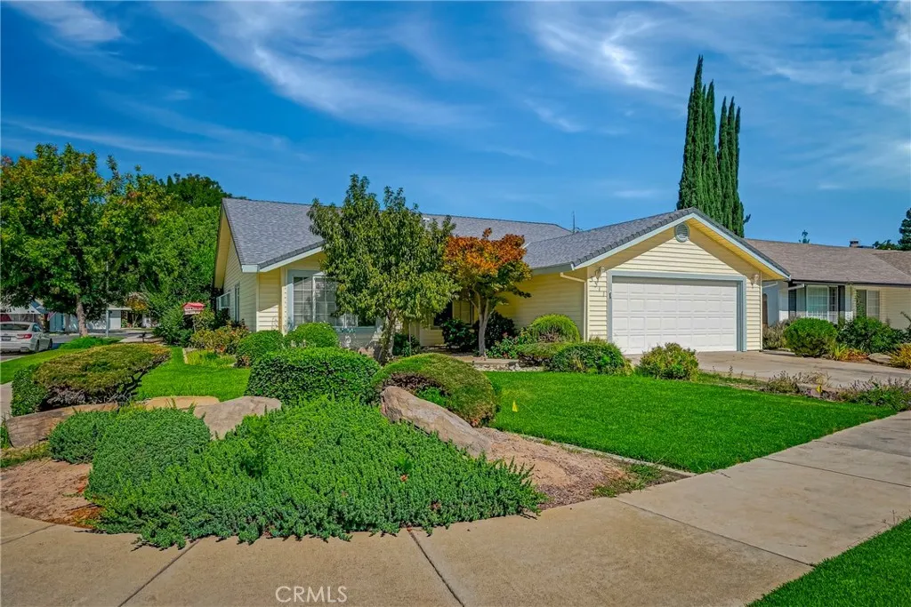 main property photo 2