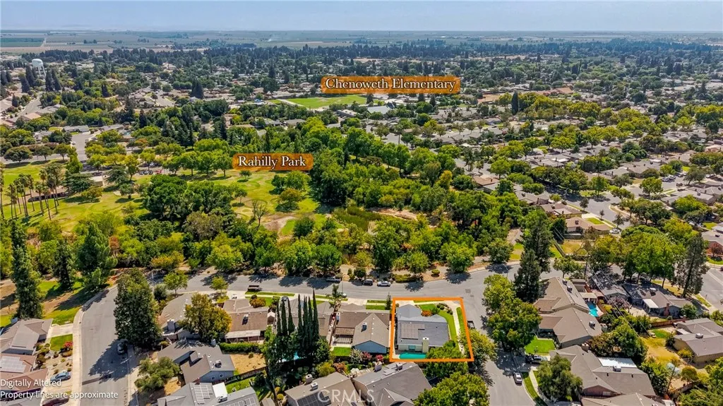 main property photo 8