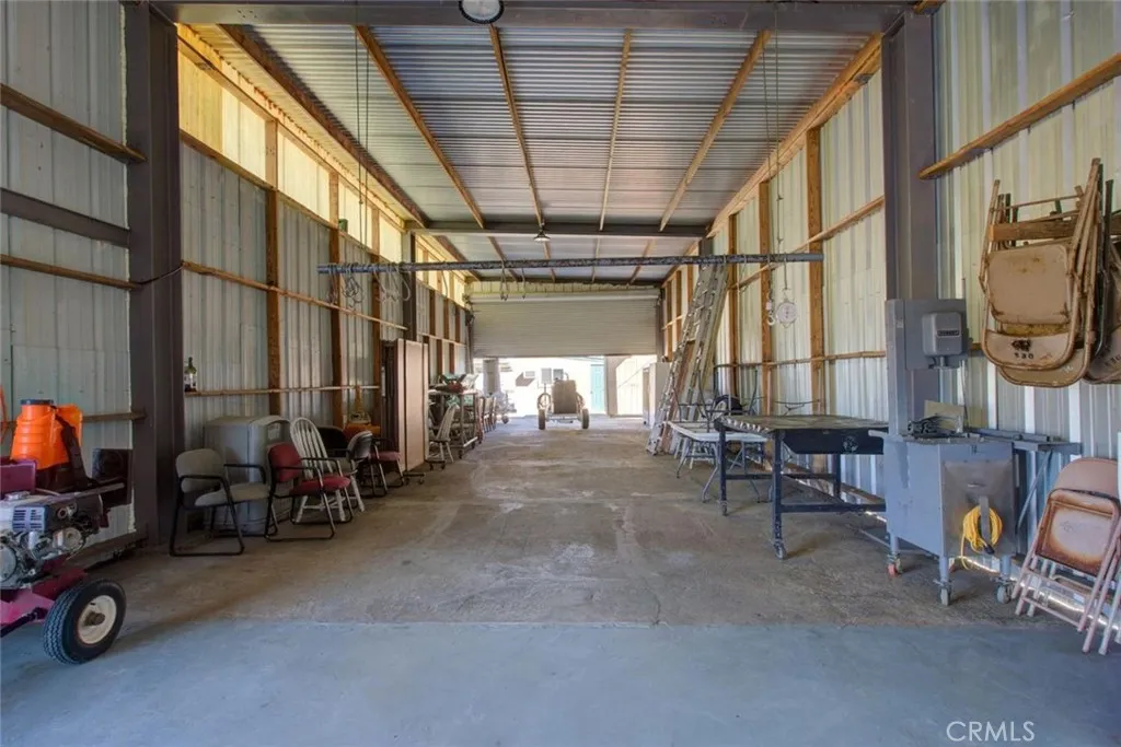 main property photo 41