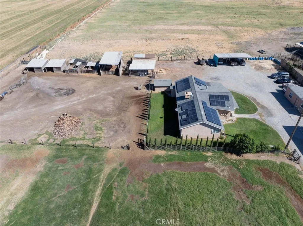 main property photo 46