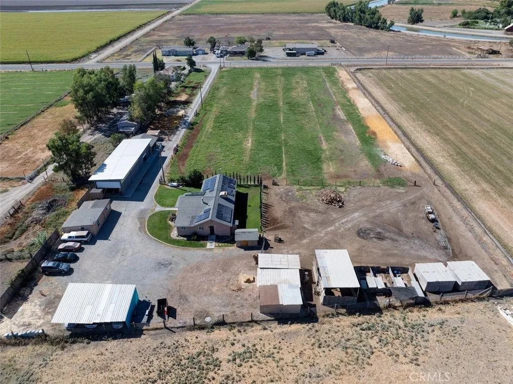 main property photo 48